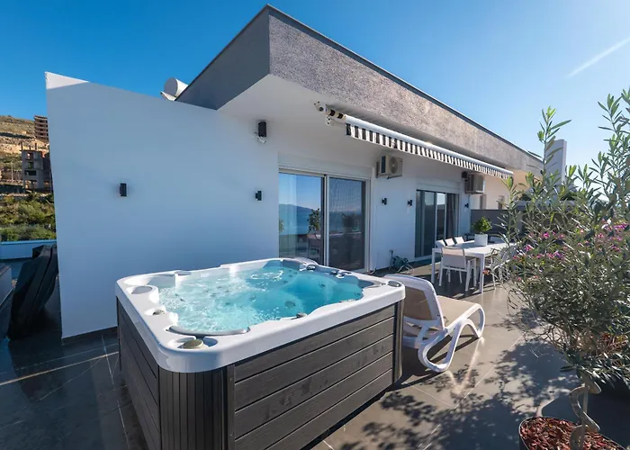 Summer Dream Penthouse Sarande